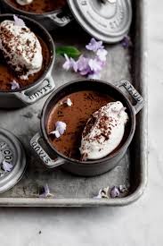 Easy Chocolate Mousse Blender Chocolate Mousse Perfect For Summer Broma Bakery Recipe In 2020 Easy Chocolate Easy Chocolate Mousse Broma Bakery