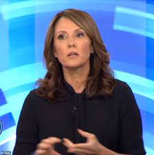 But now chris bath has announced a surprise tv comeback as she takes over presenting network ten's national weekend news, having enjoyed roles thrilled to be joining the vibrant team at the ten network in 2019 to read their national weekend news @channel10au and mess with @shortblack_'s. Of Course I M Nervous Chris Bath Returns To Tv Screens As Channel 10 S Weekend Newsreader Daily Mail Online