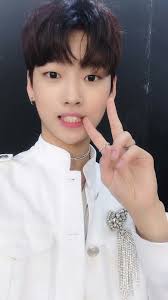 Kang Seokhwa Yg Treasure Box Semi Final Teamgrowl Ygtrainee Ygnbg Ygtreasurebox Entertainment Survival Final