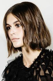 Einfache frisuren mittellang haare schneiden frisur dicke haare glattes haar schulterlange haare frisuren coole frisuren frisuren tipps elegante frisuren kurze frisuren. 1001 Ideen Fur Wunderschone Bob Frisuren 2020