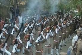 In 2009, government of india awarded vivek with the padma shri award for his contribution to the arts. Nmonakmi 5bowm