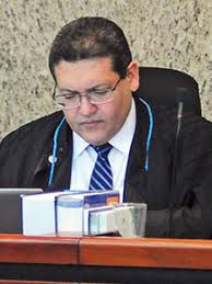 Marques citou o lavajatista edson fachin para embasar seu voto confuso e mais longo que o habitual. Saiba Quem E Kassio Nunes Marques Cotado Para Ocupar A Vaga De Celso De Mello No Stf Asmetro Sn