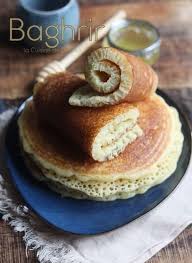 Recette Baghrir Facile Ou Crepes Mille Trous Traditionnelles Recette En 2020 Recette De Baghrir Recette Mille Trou