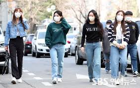 브레이브걸스 (brave girls)가 드디어 투챔프tv에! Eí¬í†  ë¸Œë ˆì´ë¸Œê±¸ìŠ¤ ë¡¤ë¦°ìœ¼ë¡œ ì—­ì£¼í–‰ Sbsì—°ì˜ˆë‰´ìŠ¤