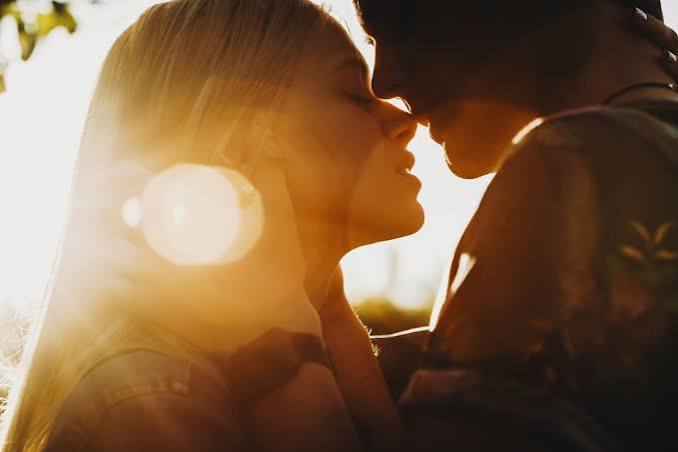Contemplations on Romance as a Genre | Ashley O'Melia, Author
