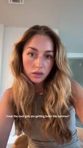 Can Publican Woman Have A Blonde Bob in 2025