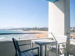 Business guests enjoy the breakfast. Hotel Chiqui Bewertungen Fotos Preisvergleich Santander Spanien Tripadvisor