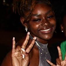 Nakia Grant's Instagram, Twitter & Facebook