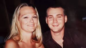 Two strangers, a canceled flight and an unexpected road trip