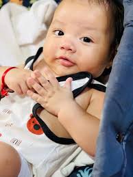 Se 'cê não quiser nada sério, eu espero Que não se arrependa de me devolver  pra rua Não tem meio-termo, eu não sou bagunça Ou ama pra porra ou porra  nenhuma