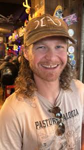 ⚠️ Semi wreck snarls traffic