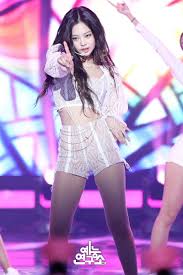 Jennie Kim Blackpink 181214 Solo At Music Core 181208 Blackpink Fashion Blackpink Jennie Jennie Kim Blackpink