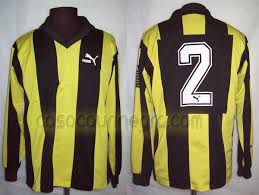 Footballshirtmaker is not a store. Penarol Home Fussball Trikots 1990 1991