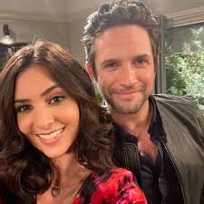 Hello, can I get a YES from my real fan ❤️