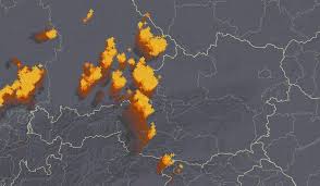 Ursache ist laut zentralanstalt für meteorologie und geodynamik (zamg) eine kaltfront. 2eggb5 Pi9vsmm