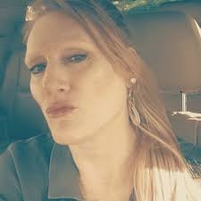 Karen Imhoff Stolk (@blondemomkare)