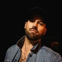 Jake Kaye's Instagram, Twitter & Facebook