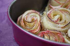 Das leben der hausfrauen erleichterte manchmal das erscheinen von blätterteig auf dem markt. Blatterteig Rosen Kuchen