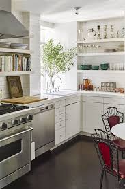 Mutfağınız küçük ise üzülmeyin, küçük mutfaklarda üç temel konuya dikkat edilmeli: Kucuk Mutfaklari Dekore Etmek Icin 10 Tavsiye Besiktas Mutfak