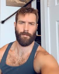 Howdy partner 👋🏼🧔🏻, -, -, -, #beardrubs #dad #scruffy