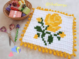 Hayirli Geceler Olsun Canlarim Sarinin En Guzel Tonu Ile Misir Teknigi Ile Gullu Lif Orduk Yapim Videosu Youtub Orgu Tig Desenleri Baby Knitting Patterns
