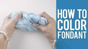 Learn How To Color Fondant 2 Easy Ways Youtube