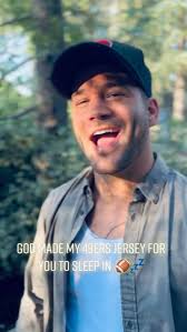 “GOD MADE ME” out now!! Link in bio 🌹