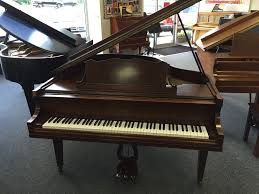 Black Baldwin Baby Grand Piano Nice Vintage Walnut Hamilton Baby Grand Piano Ca 1930 S 5 2 Baby Grand Pianos Piano Grand Piano