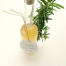Selbstgemachter Zitronen Rosmarin Sirup Studio Karamelo Rosmarin Sirup Minze Sirup Sirup
