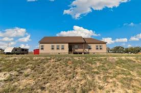 135 Quail Ln, Boyd, TX 76023