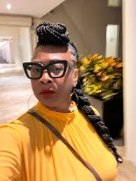 Positive experience with knotless braids from Latoya Trendz Furtado