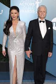 Check spelling or type a new query. Intim Hier Knutschen Michael Douglas Catherine Zeta Jones Promiflash De