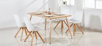 Ses lignes épurées, son plateau blanc et ses pieds en bois font de cette table style scandinave un dimensions table à manger scandinave sara blanche. Table Scandinave Pas Cher