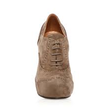 We did not find results for: Fratelli Rossetti Derbies A Talon En Cuir Suede Taupe Brandalley