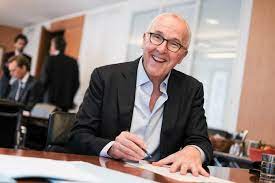 See actions taken by the people who manage and post content. Om C Est Officiel L Om Est Vendu A Frank Mccourt Et Entre Dans Une Nouvelle Ere La Provence