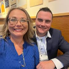 Looking for someone who can frame a couple walls in a nice clean basement.  No rooms built, just a wall or 2. Just need a labor quote and what  materials I need,