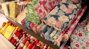 Du Fil Au Chas 3 Rue Bourbon A Charleville Mezieres Idees Pour La Maison Bourbon Projets A Essayer