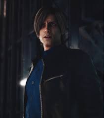 Olga Kharitonova ☆ on X: – Claire? Leon REALLY didn't expect to see her  there. But we all know Claire lol. And he immediately ran to save her❤️  although he didn't recover