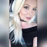 Leslie Smiley's Instagram, Twitter & Facebook