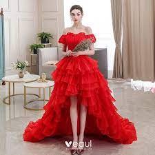 Sie werden garantiert das spitzen brautkleid finden, das am besten zu ihnen passt. Erschwinglich Rot Hochzeits Brautkleider Hochzeitskleider 2020 Ballkleid Off Shoulder Geschwollenes Kurze Armel Ruckenfreies Perlenstickerei Asymmetrisch Fallende