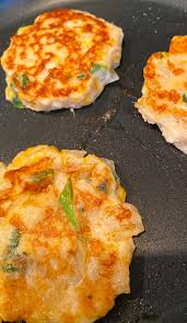 Mashed Potato Patties With Cheese And Onion Xo So Vegetarian Comfort Food Recipe Mashed Potato Patties Potato Patties Vegetarian Comfort Food