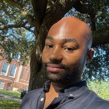 Daphne Dillard's Instagram, Twitter & Facebook