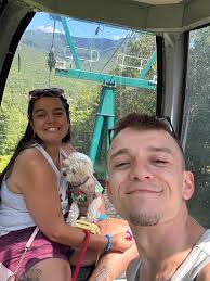 Has anyone brought their dog to North Conway? What was your experience like?