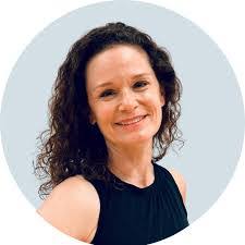 Beth Pizzuto's Instagram, Twitter & Facebook