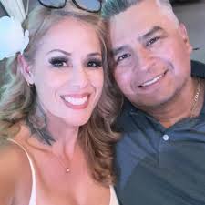 Rosie Sandoval and Ismael 'Mike' Serrano's Wedding Website
