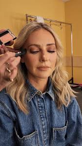 Tess Holmes (@tessholmes_makeup) • Instagram photos and videos