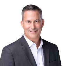 Eric Degroat's Instagram, Twitter & Facebook