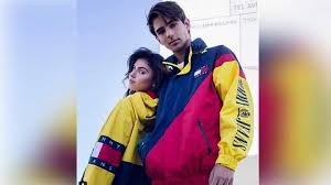 Sweater yang digunakan untuk para pengendara sepeda motor. 5 Tren Fashion Pria 2018 Dari Retro Sampai Underground Gaya Tempo Co