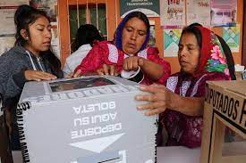 El instituto nacional electoral ( ine) aprobó el diseño de la boleta, la plantilla braille y el sello de la papeleta. Referendum Sobre Juicio A Expresidentes Mexicanos Sera El 1 Agosto 2021 Reuters