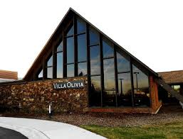Located On Lake Street In Bartlett Il Villa Olivia Is A Multi Faceted Facility With Banquet Halls For Wedding Ceremonies A Rest Hanover Park Villa Snow Hill